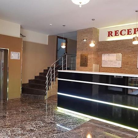 Hotel Uranus Bukareszt Zewnętrze zdjęcie